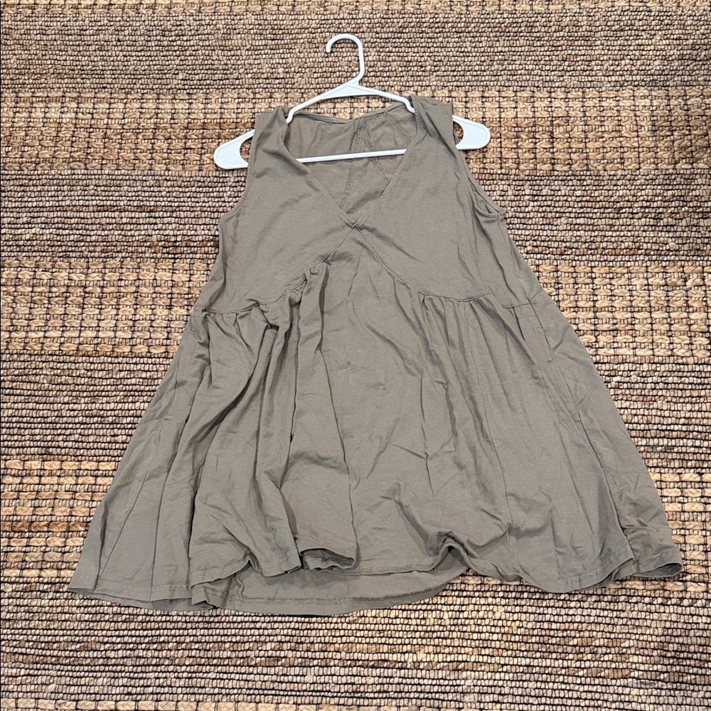Sleeveless Flowy Olive Tank Top
